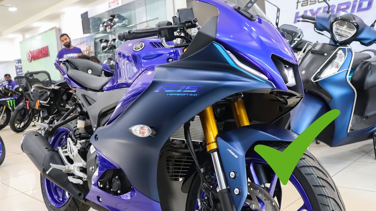 Yamaha R15 V4