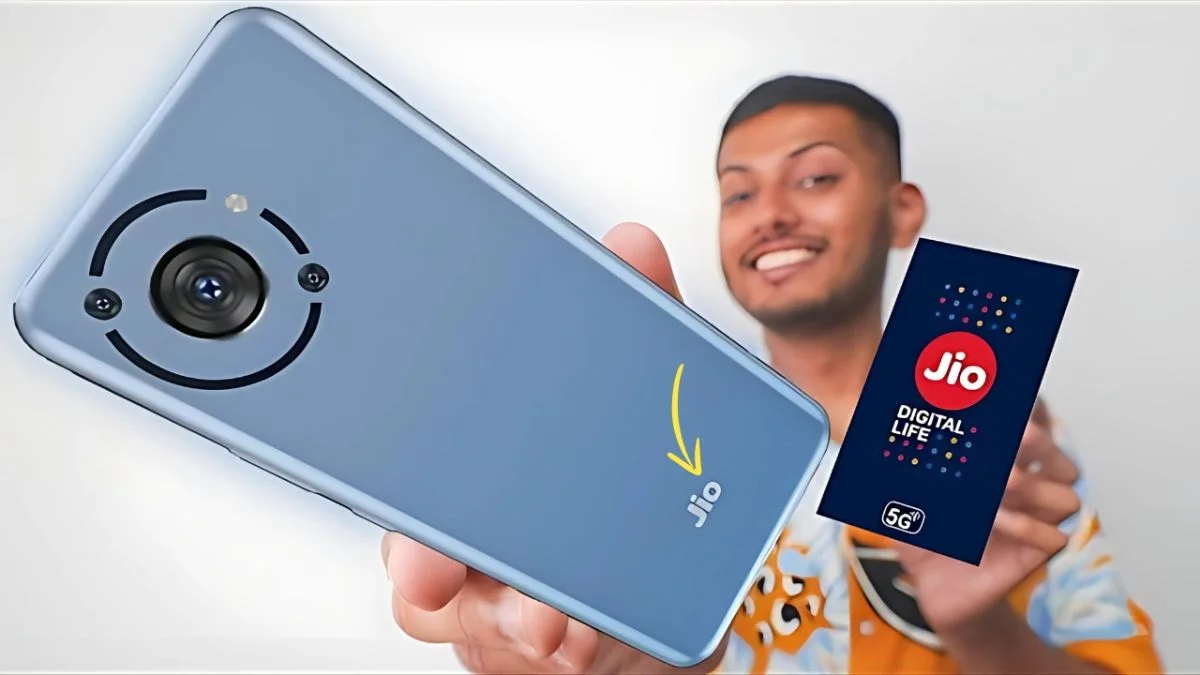 मात्र ₹2,799 में हुआ लॉन्च Jio का शानदार फोन, 512 MB RAM और पावरफुल बैटरी के साथ
