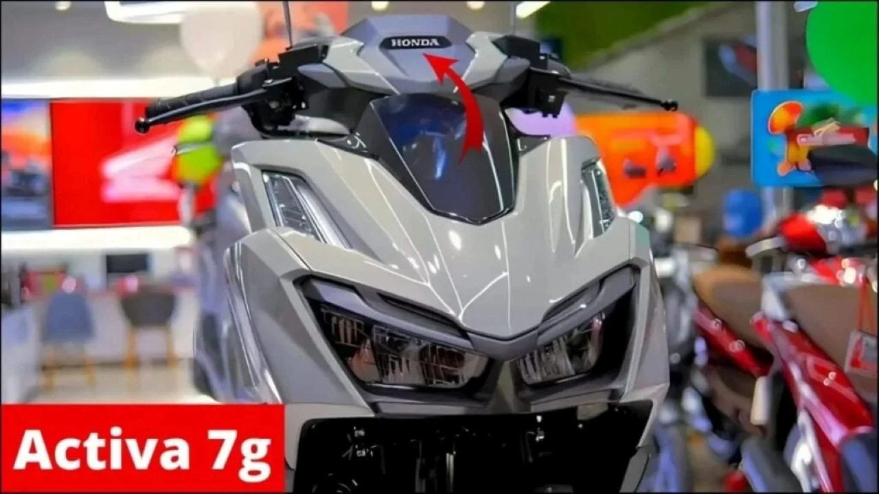 Honda Activa 7G 2025: Still the Queen of Indian Roads! 82 KMPL Mileage, Smart Digital Console & Elegant New Looks - Reigning Supreme!